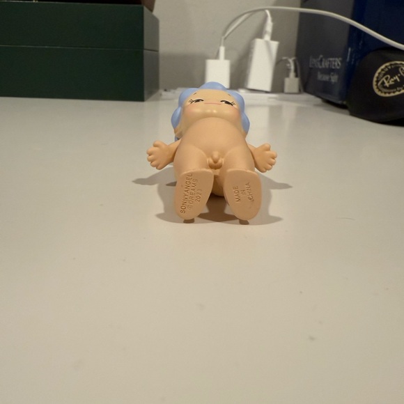 Sonny Angel Flower Series- Lily Bell - Picture 3 of 3